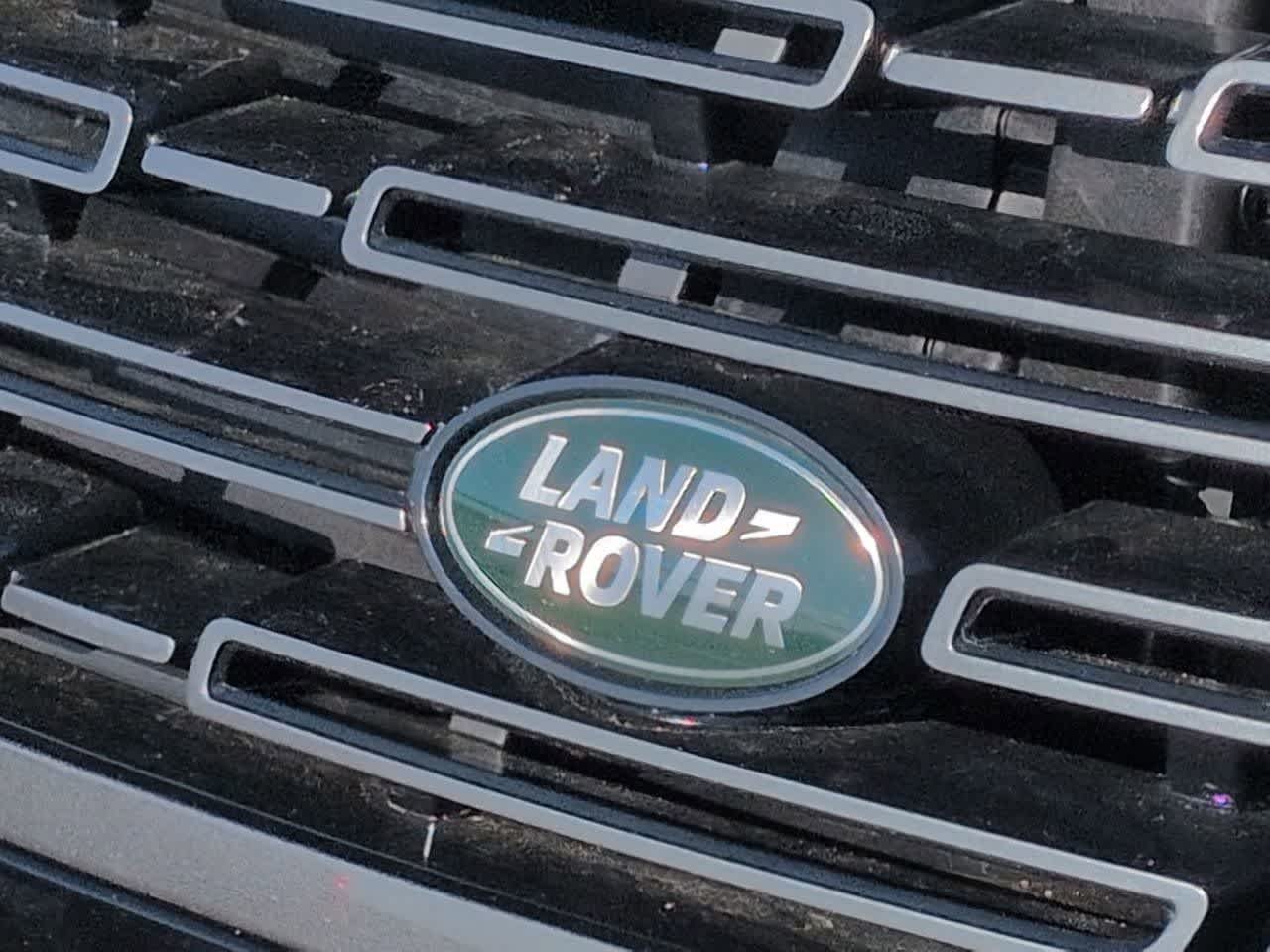 Thumbnail: 2026 Land Rover Range Rover - 11