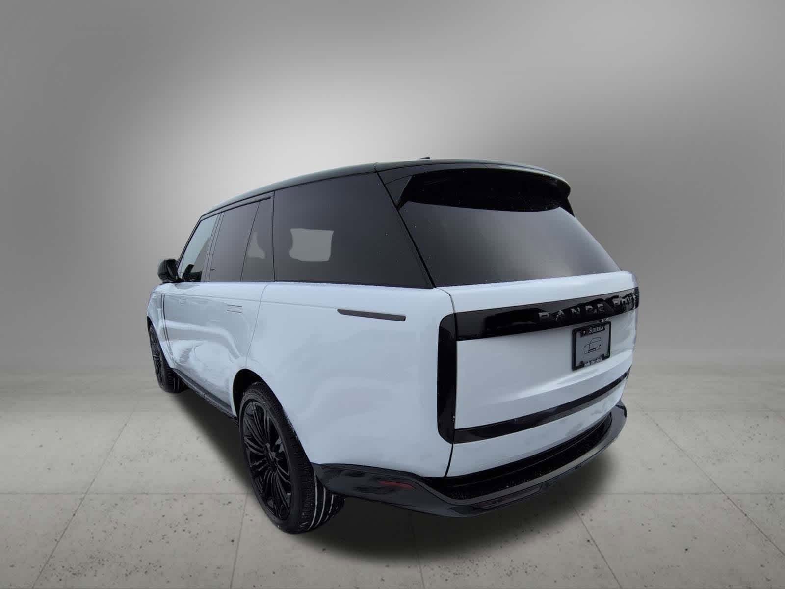 Thumbnail: 2026 Land Rover Range Rover - 4