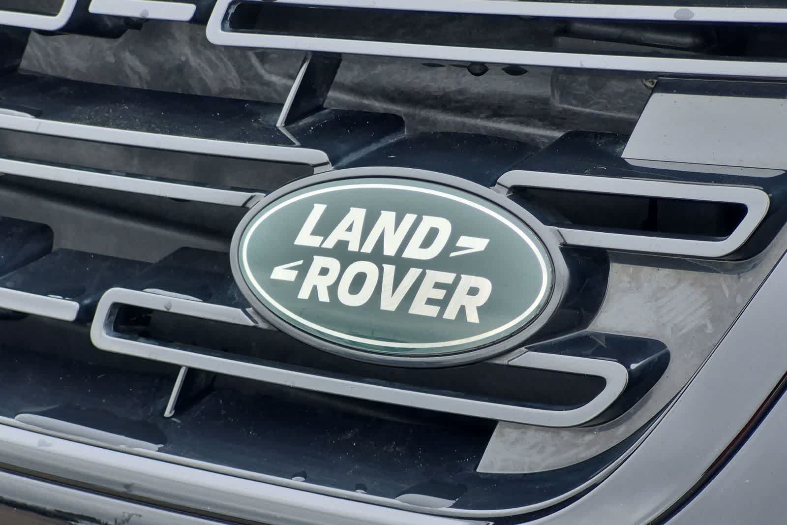 Thumbnail: 2026 Land Rover Range Rover Evoque - 11