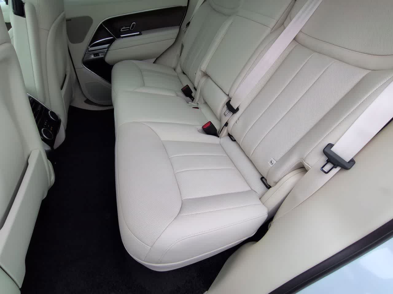 Thumbnail: 2026 Land Rover Range Rover - 20