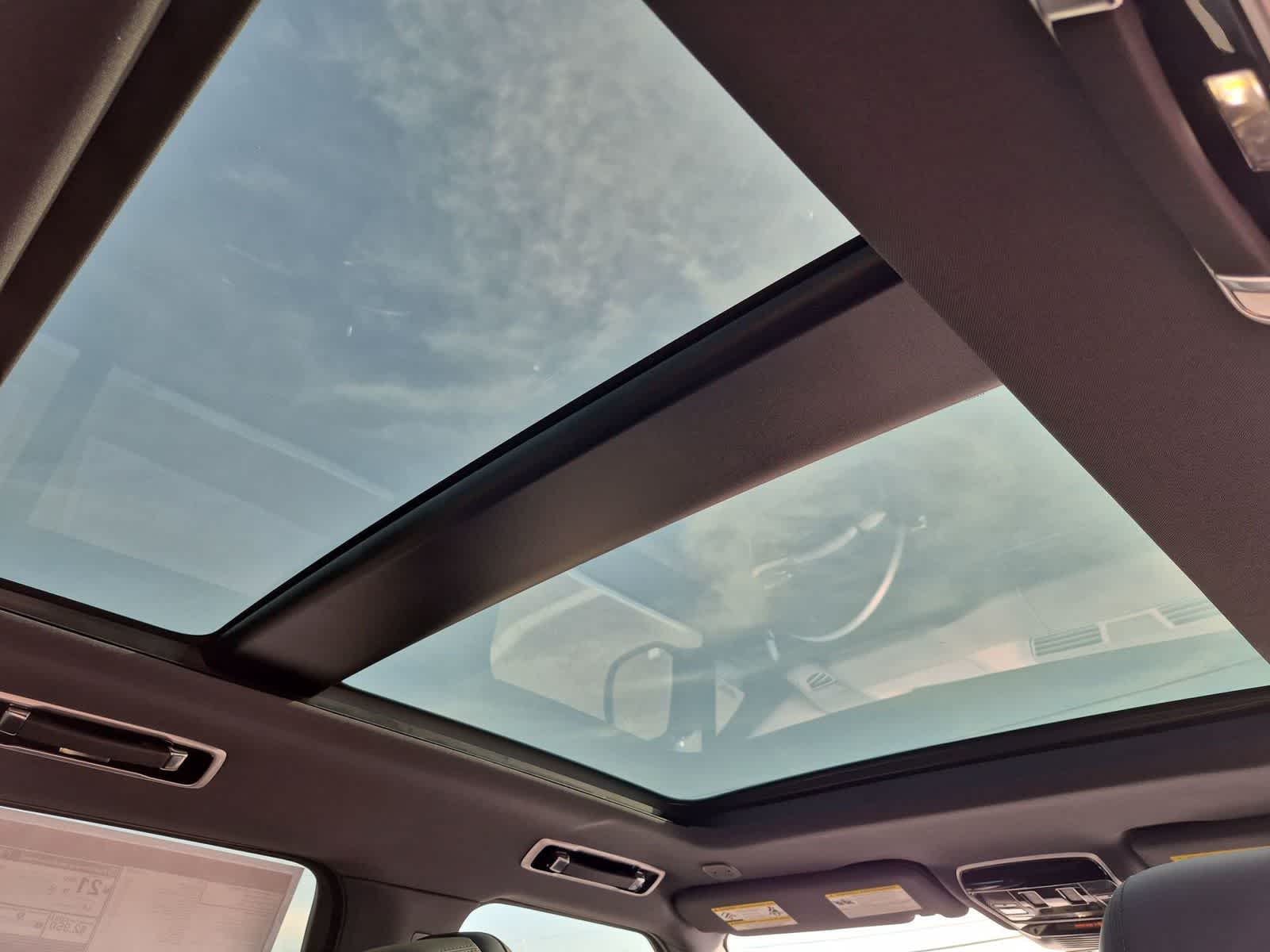 2026 Land Rover Range Rover SE - Photo 13
