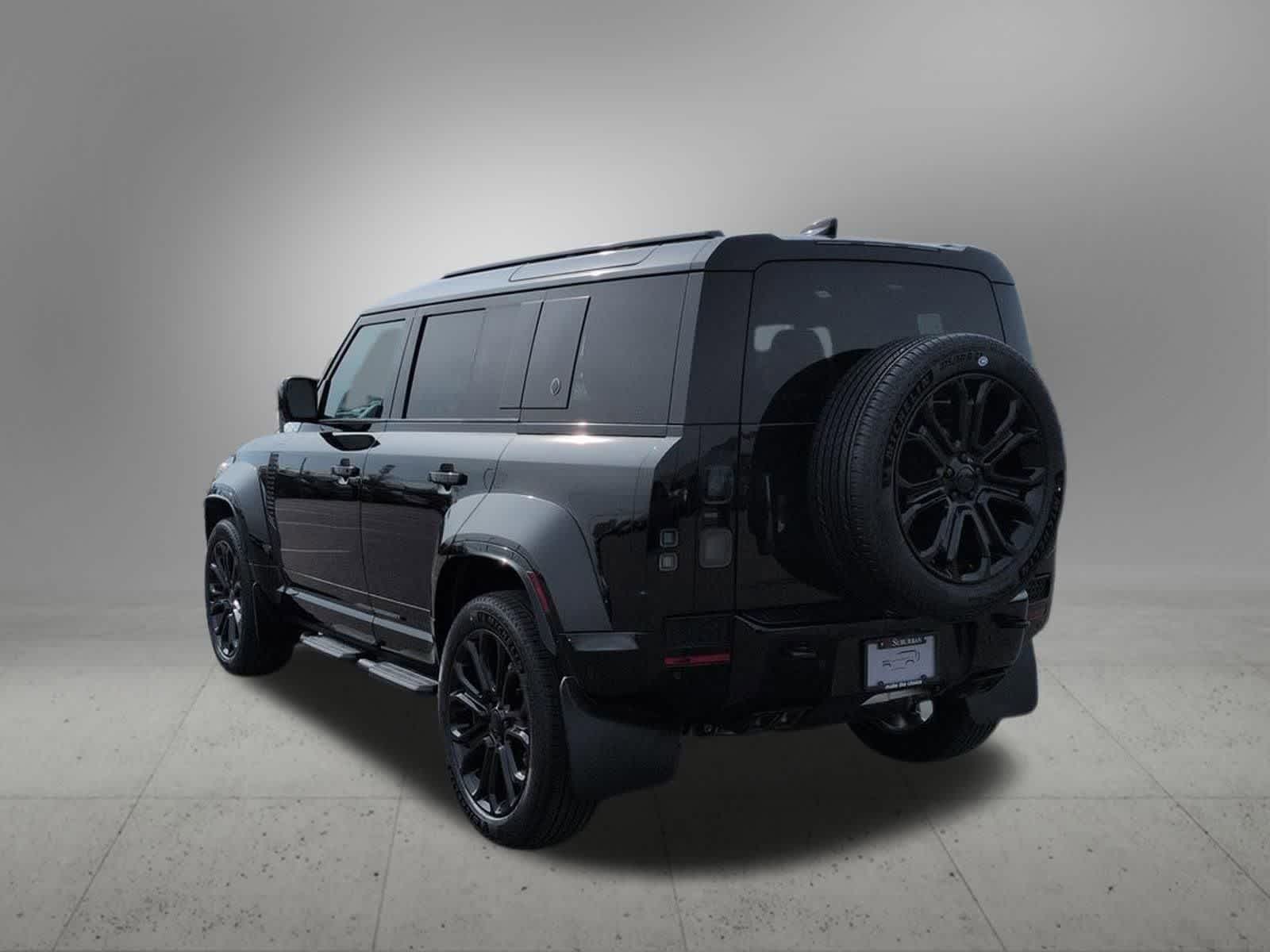 Thumbnail: 2026 Land Rover Defender - 4