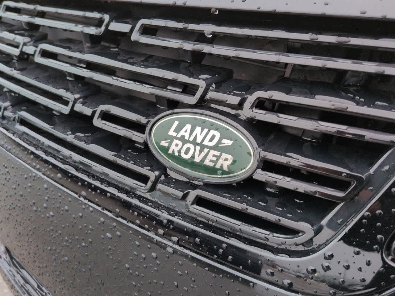Thumbnail: 2026 Land Rover Range Rover Sport - 10