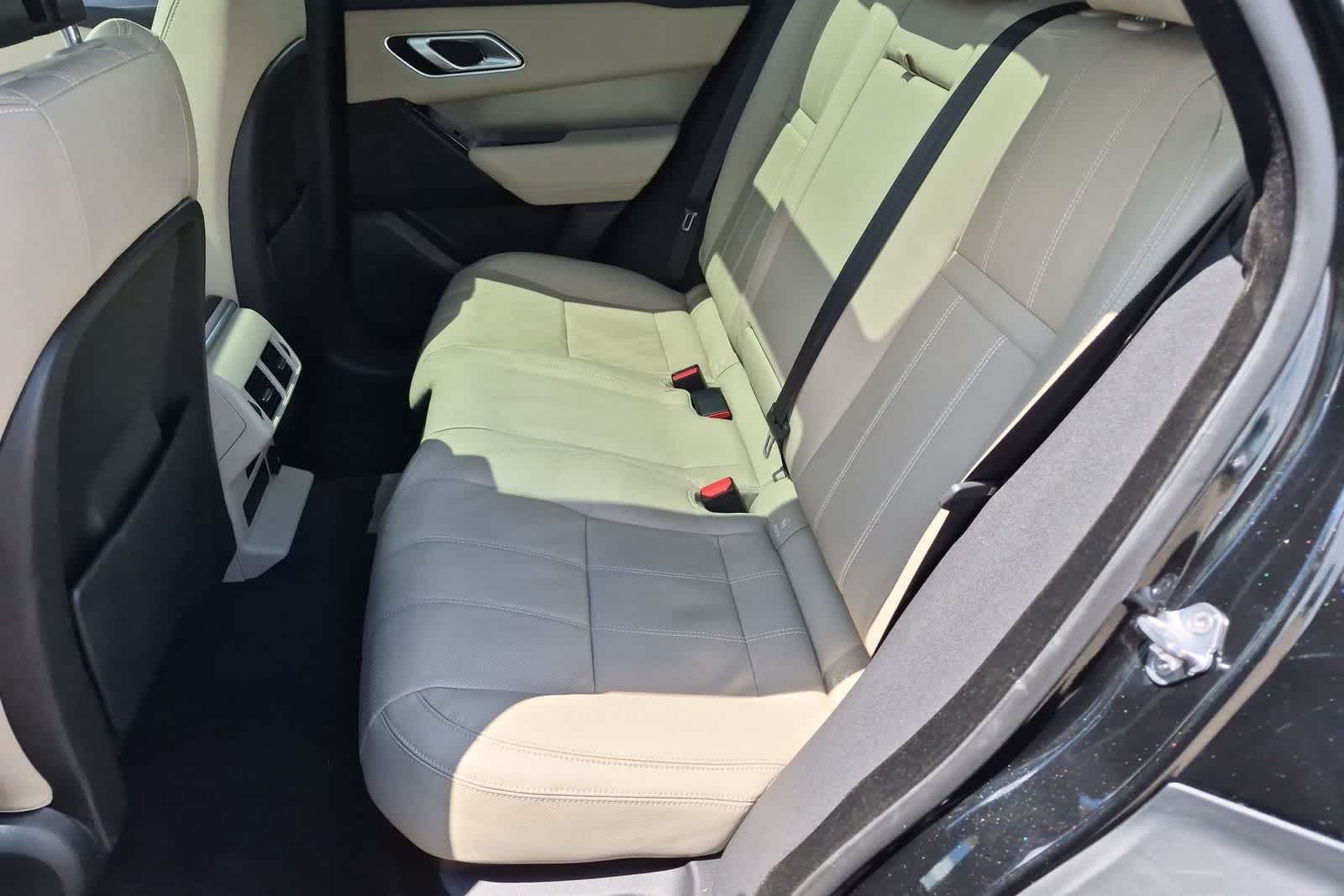 Thumbnail: 2021 Land Rover Range Rover Velar - 20