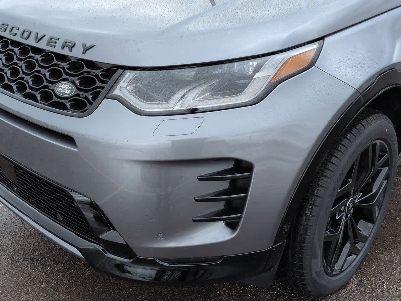 Thumbnail: 2026 Land Rover Discovery Sport - 10