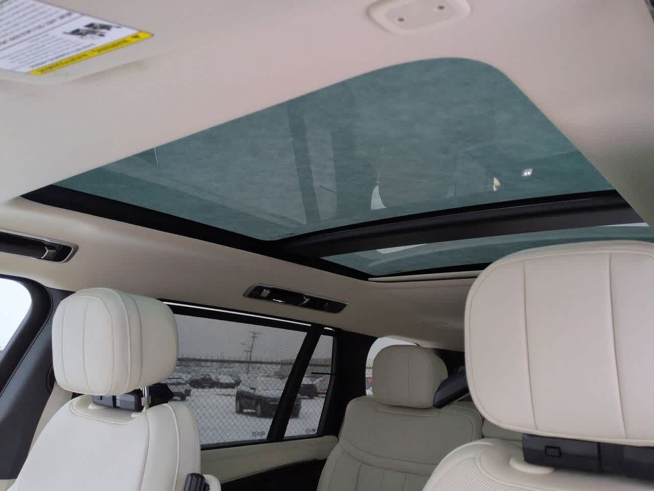 Thumbnail: 2026 Land Rover Range Rover - 19