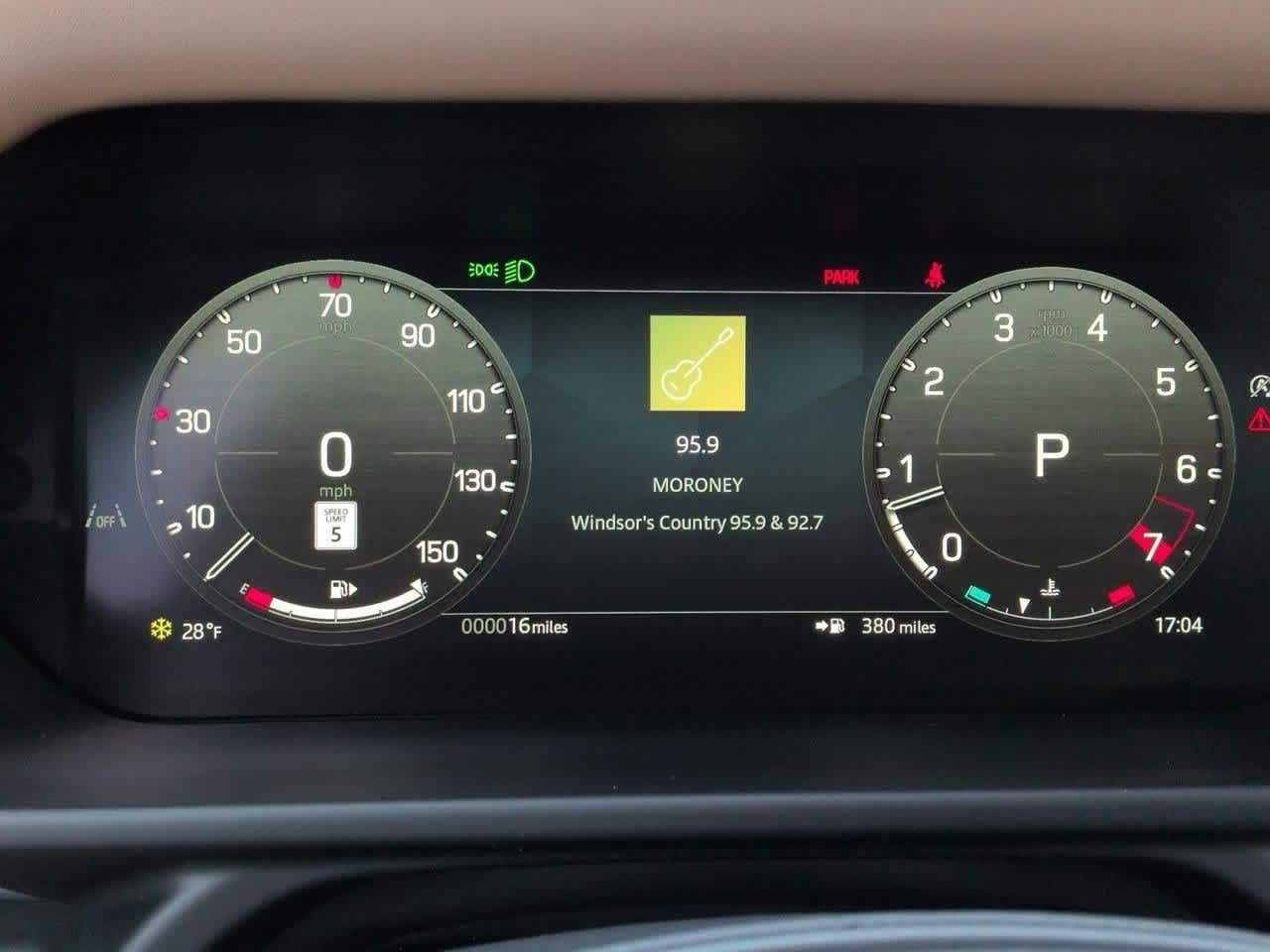 Thumbnail: 2025 Land Rover Defender - 36