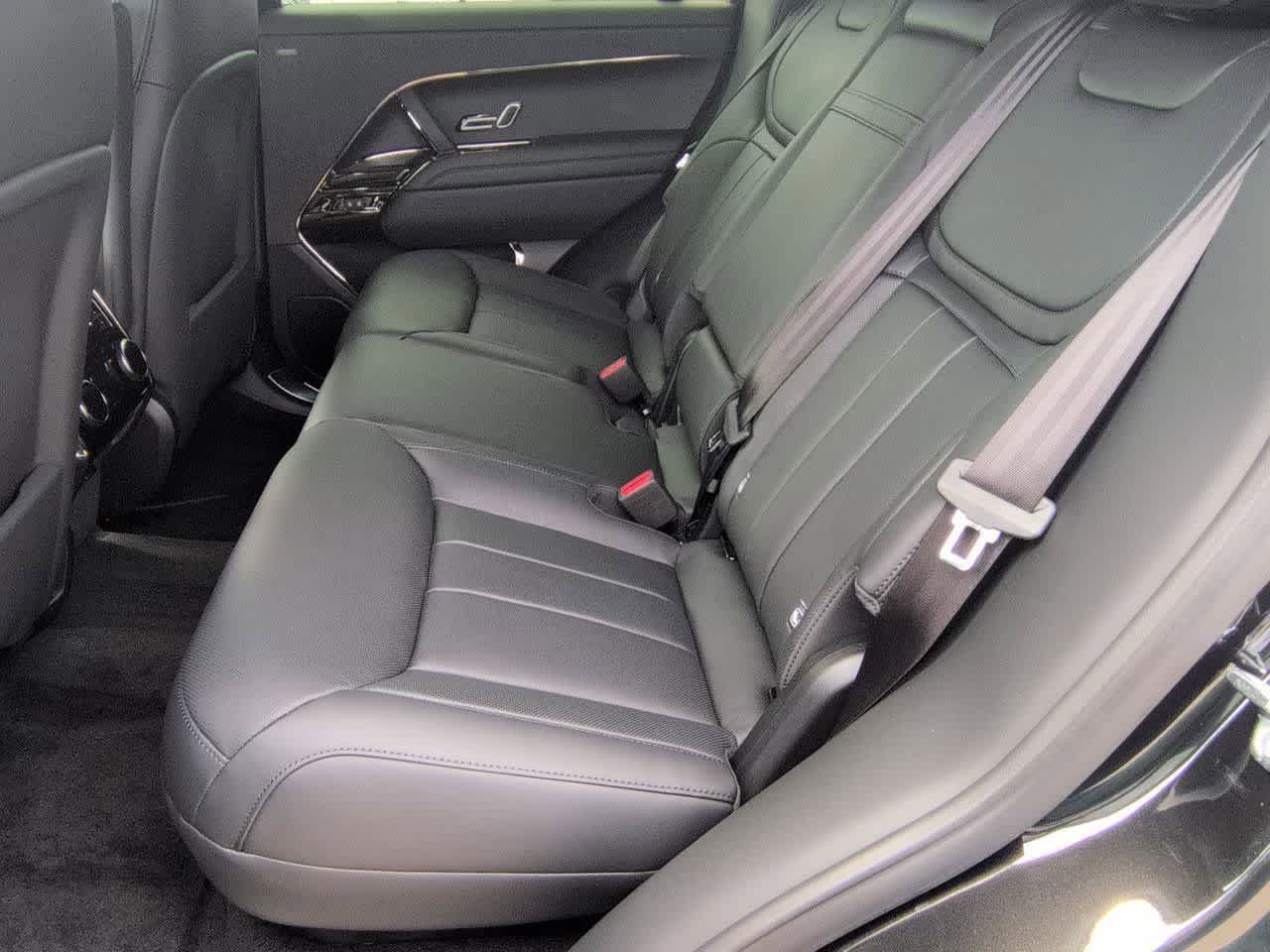 Thumbnail: 2026 Land Rover Range Rover Sport - 20