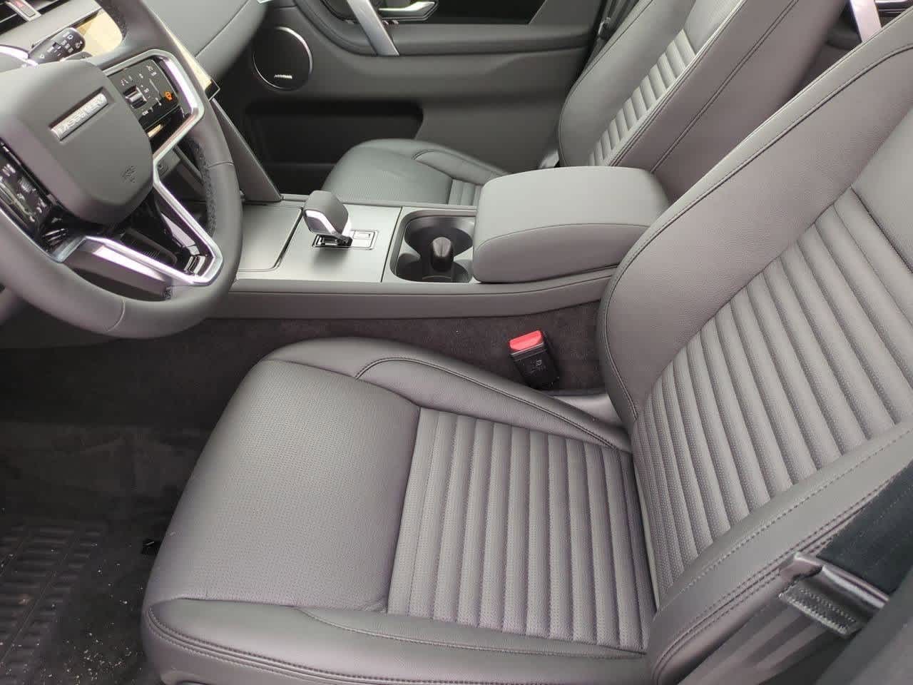 Thumbnail: 2025 Land Rover Discovery Sport - 16