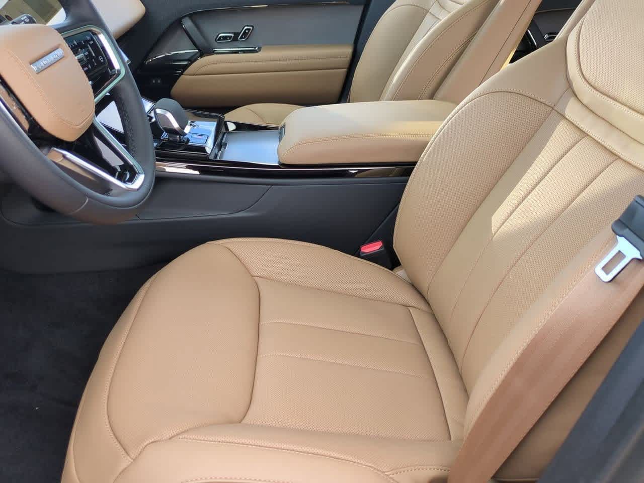 Thumbnail: 2026 Land Rover Range Rover Sport - 16