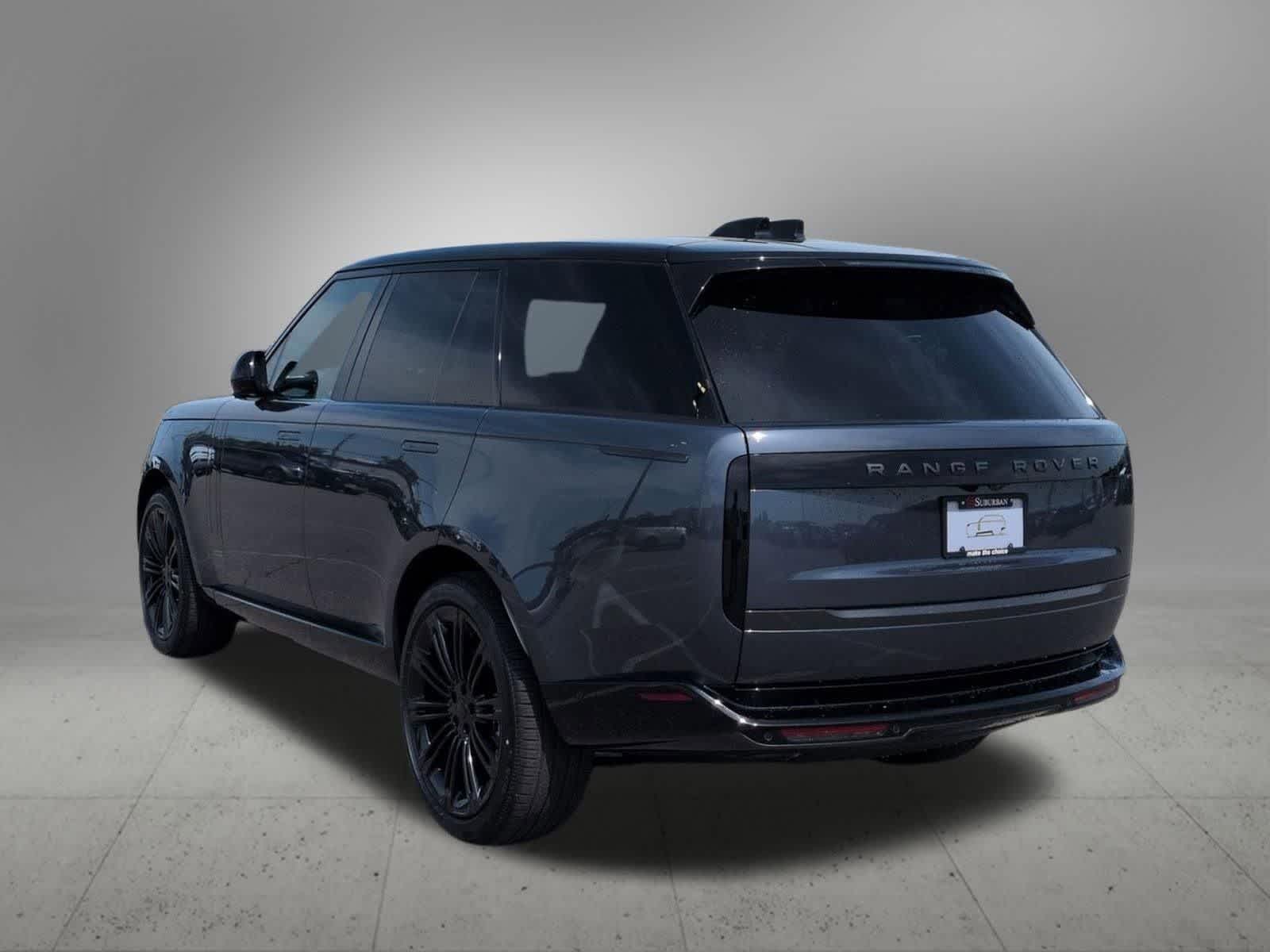 Thumbnail: 2026 Land Rover Range Rover - 4