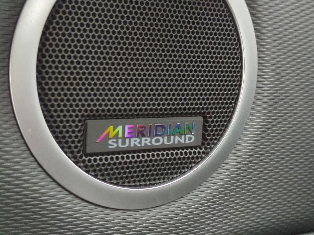 Thumbnail: 2026 Land Rover Discovery - 31