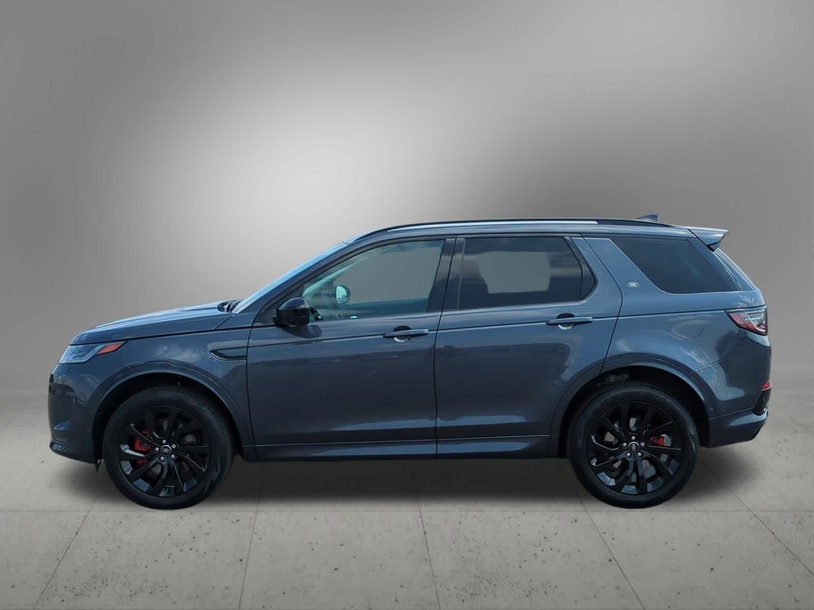 2025 Land Rover Discovery Sport S photo 3