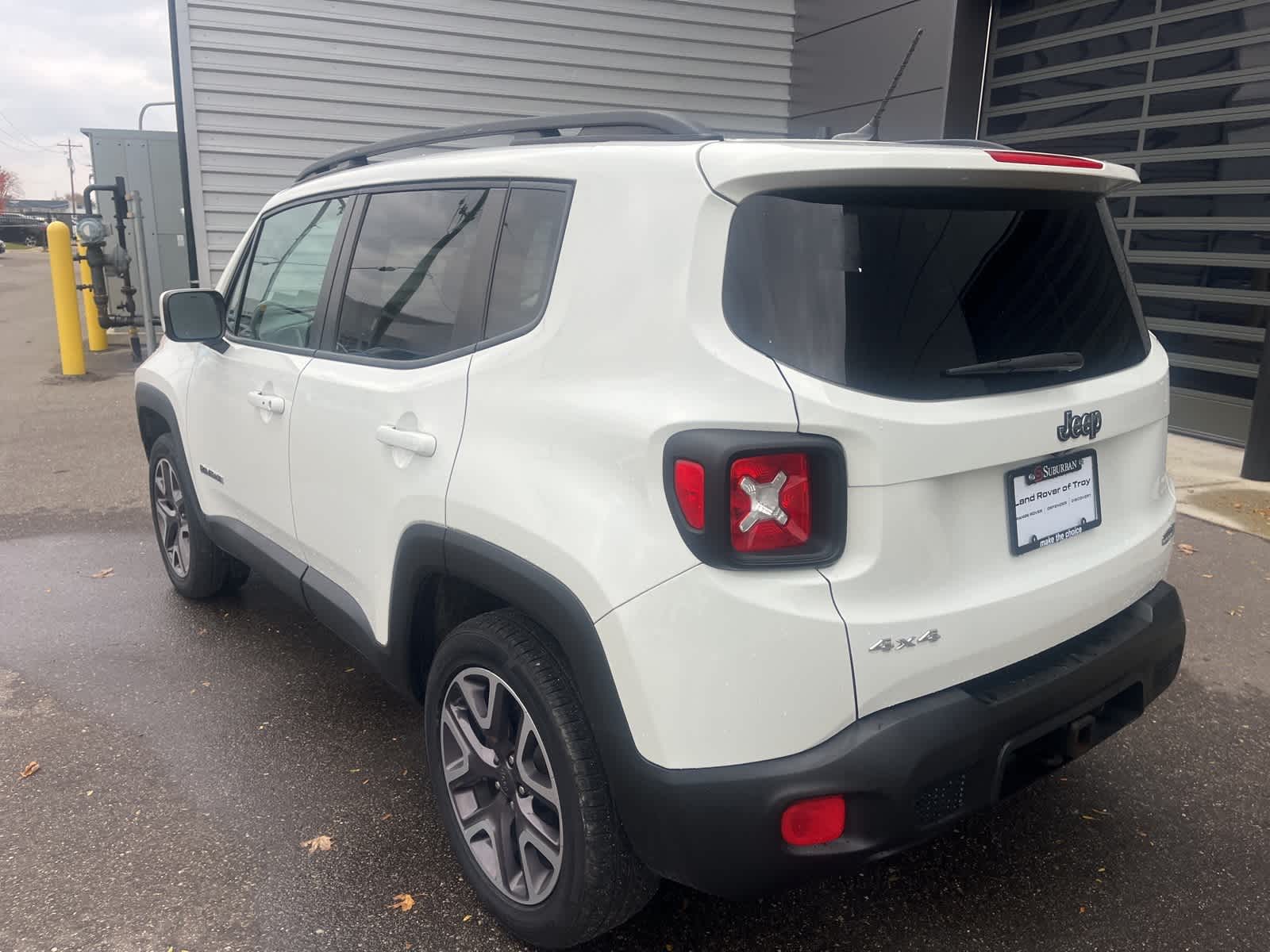 2016 Jeep Renegade Latitude North Edition photo 3