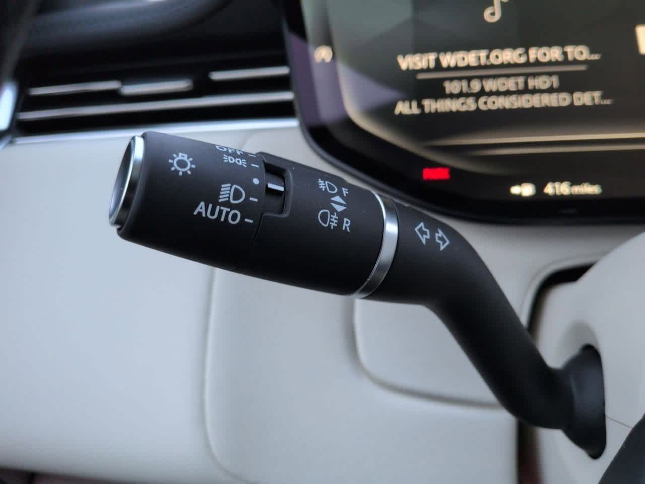 Thumbnail: 2026 Land Rover Range Rover - 28