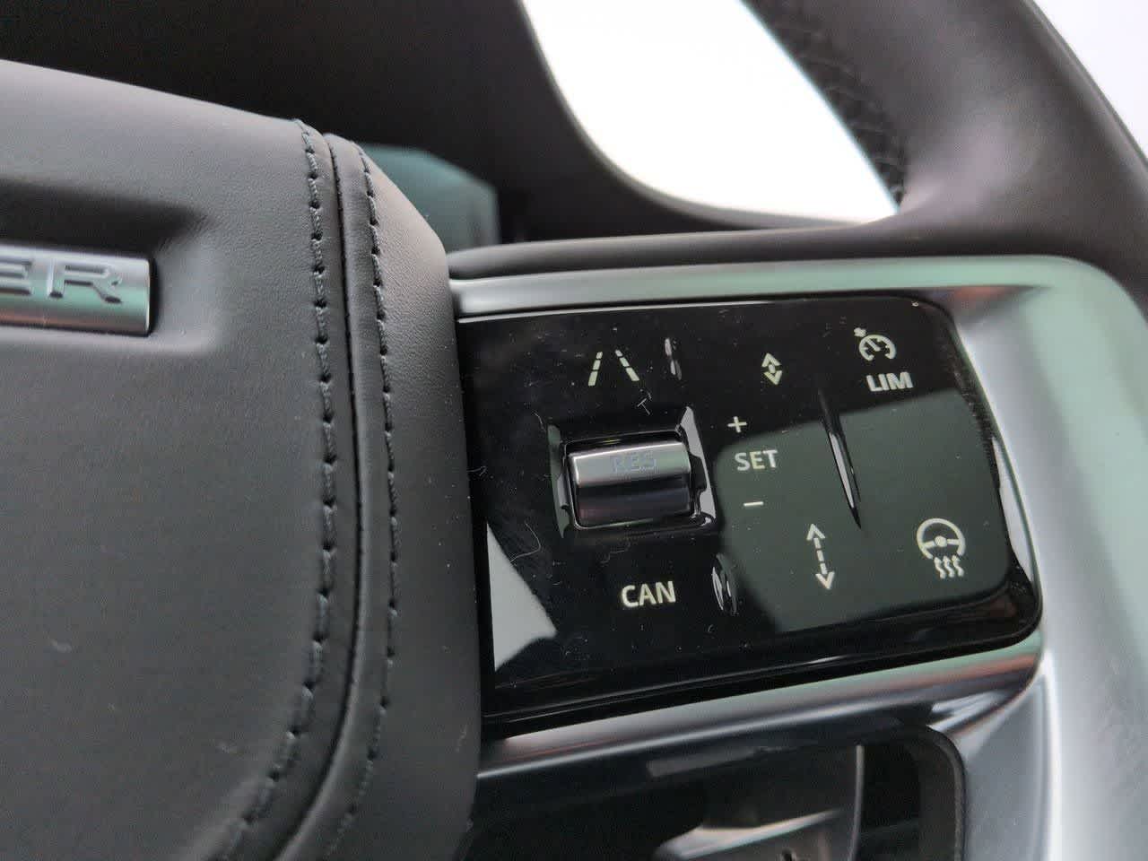 Thumbnail: 2026 Land Rover Range Rover - 27