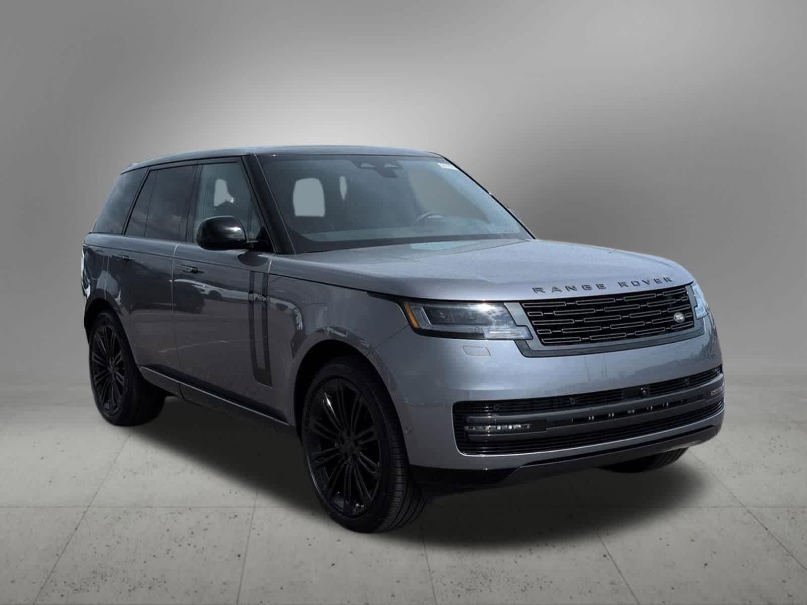 Thumbnail: 2026 Land Rover Range Rover - 8