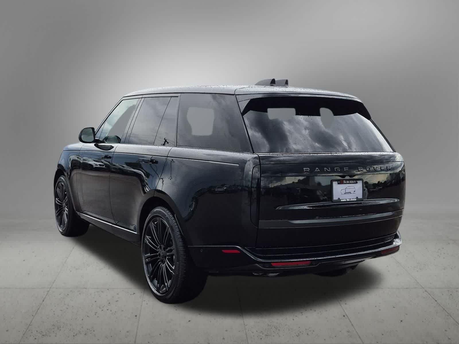 Thumbnail: 2026 Land Rover Range Rover - 4