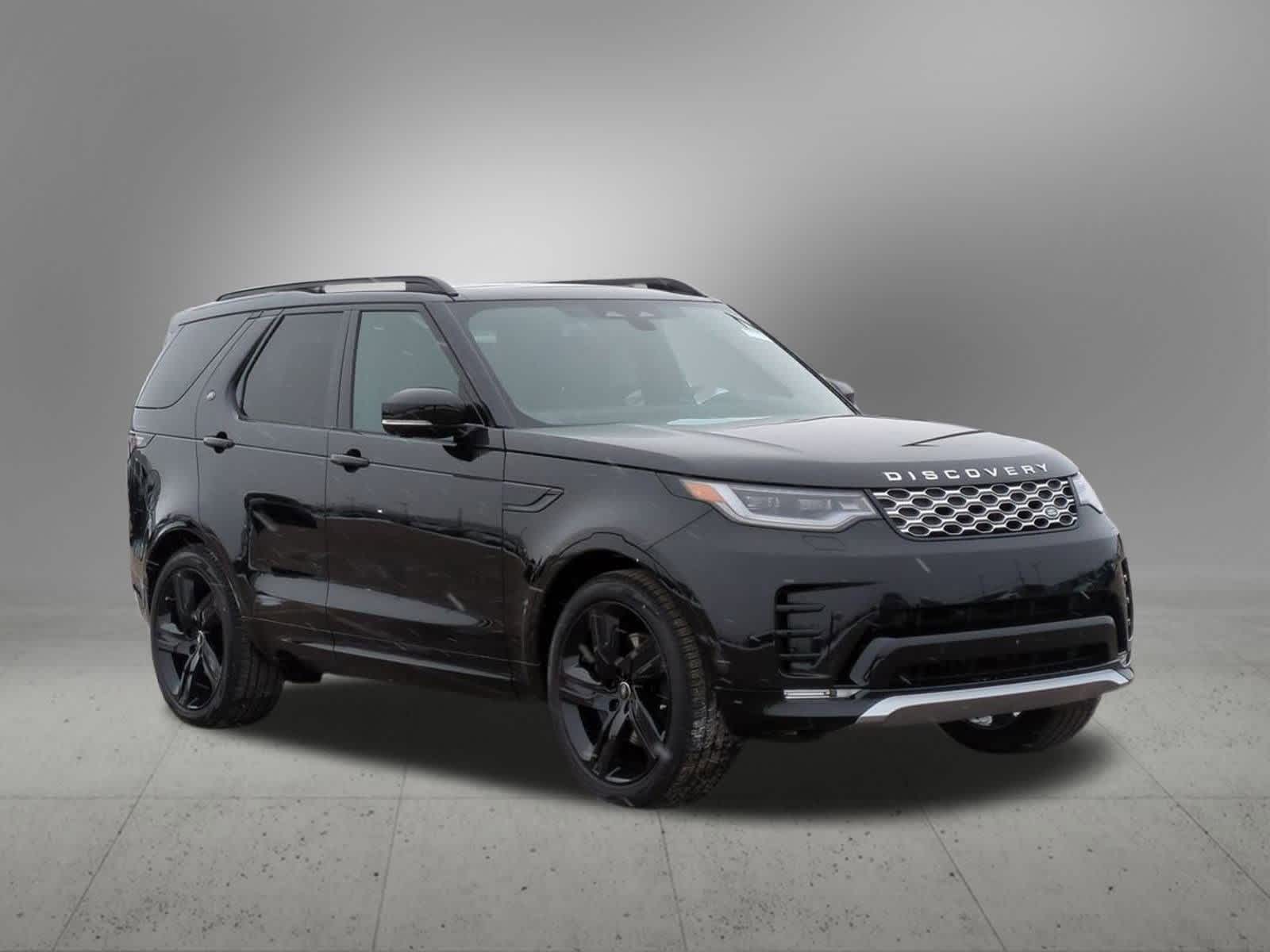 Thumbnail: 2026 Land Rover Discovery - 8