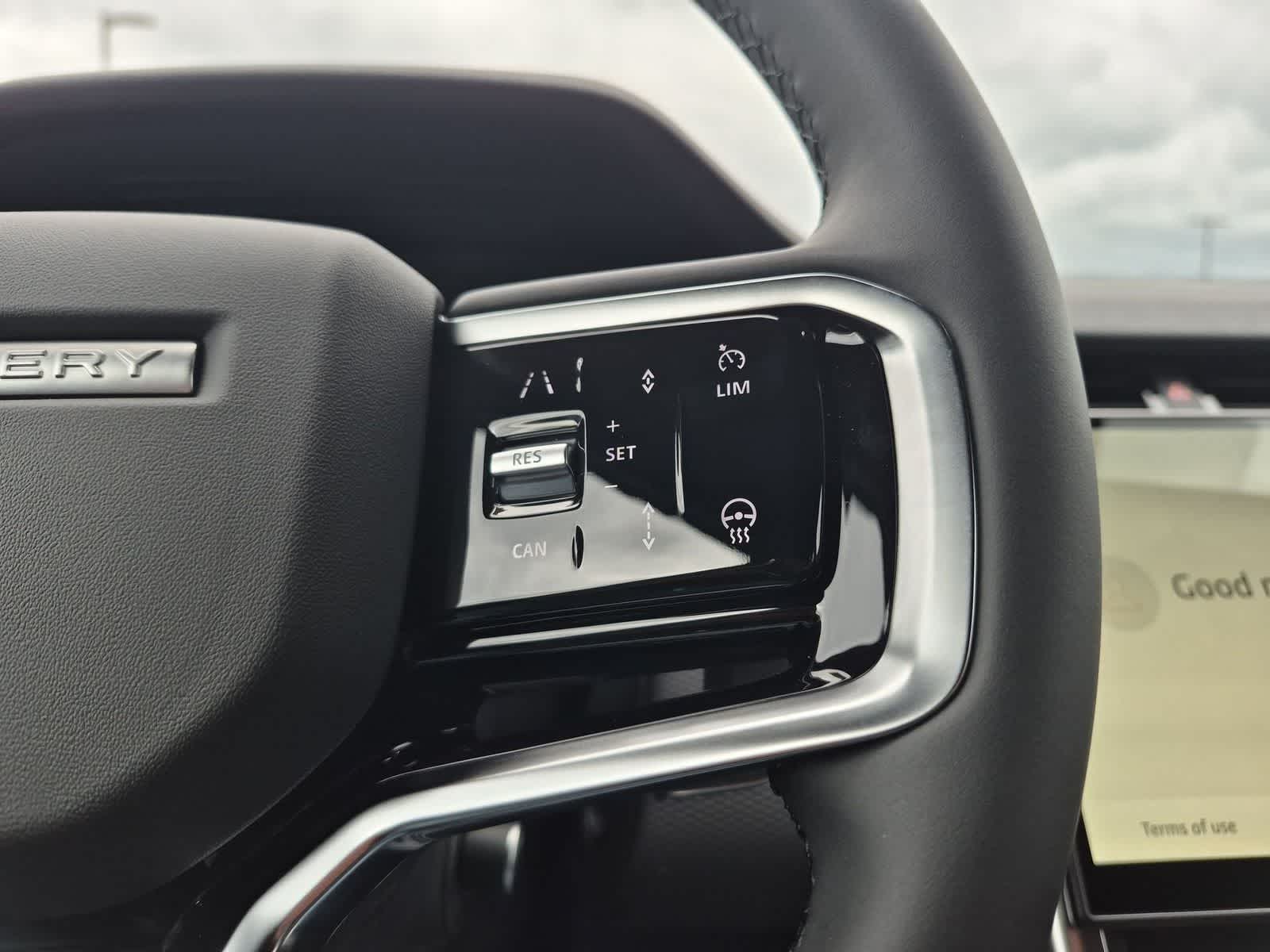 Thumbnail: 2026 Land Rover Discovery Sport - 25