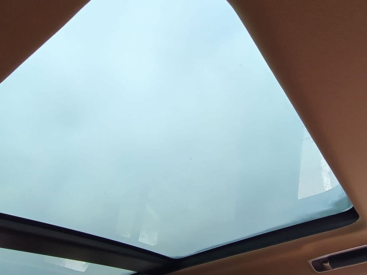 Thumbnail: 2025 Land Rover Range Rover - 22