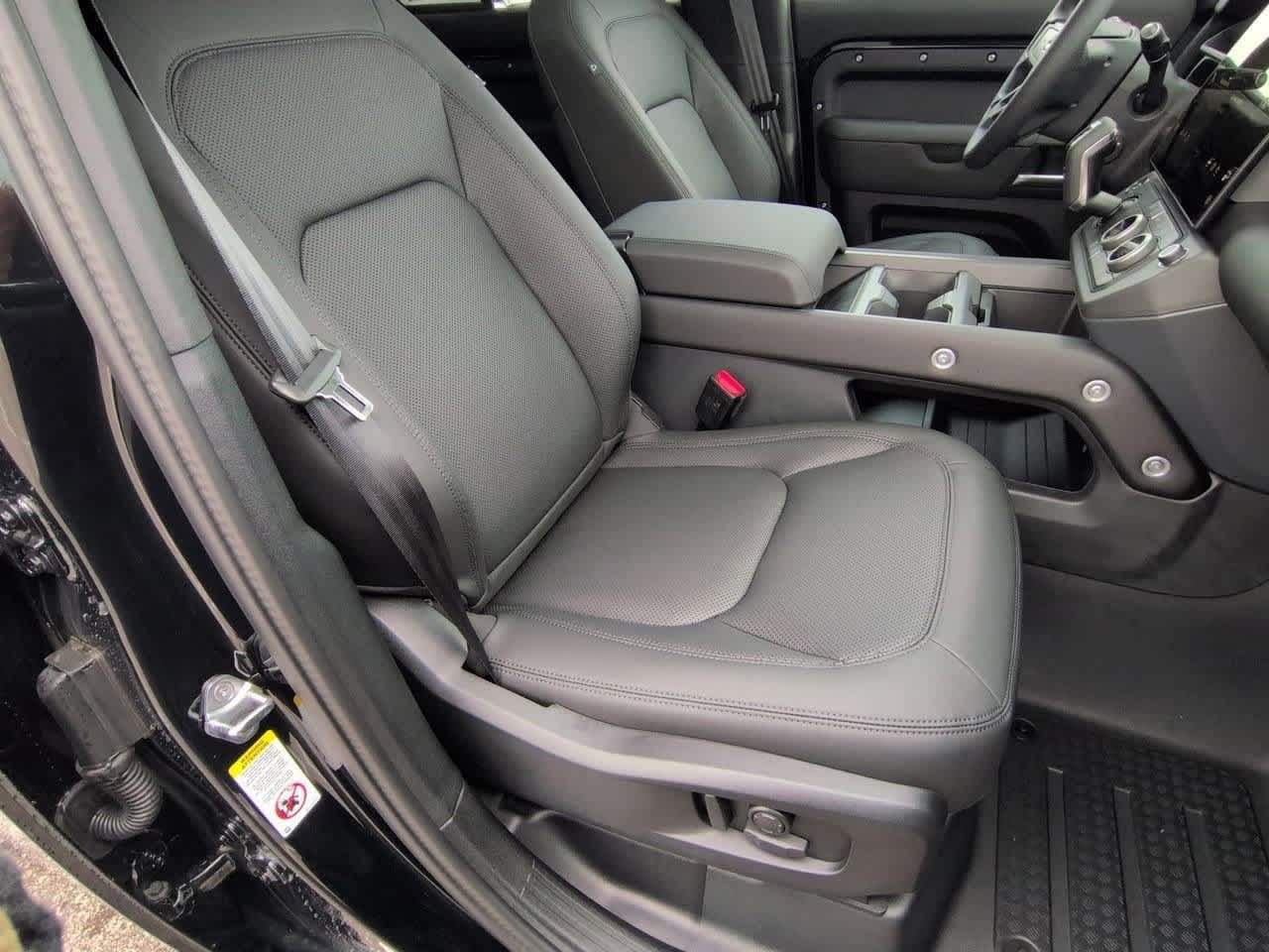 Thumbnail: 2026 Land Rover Defender - 23