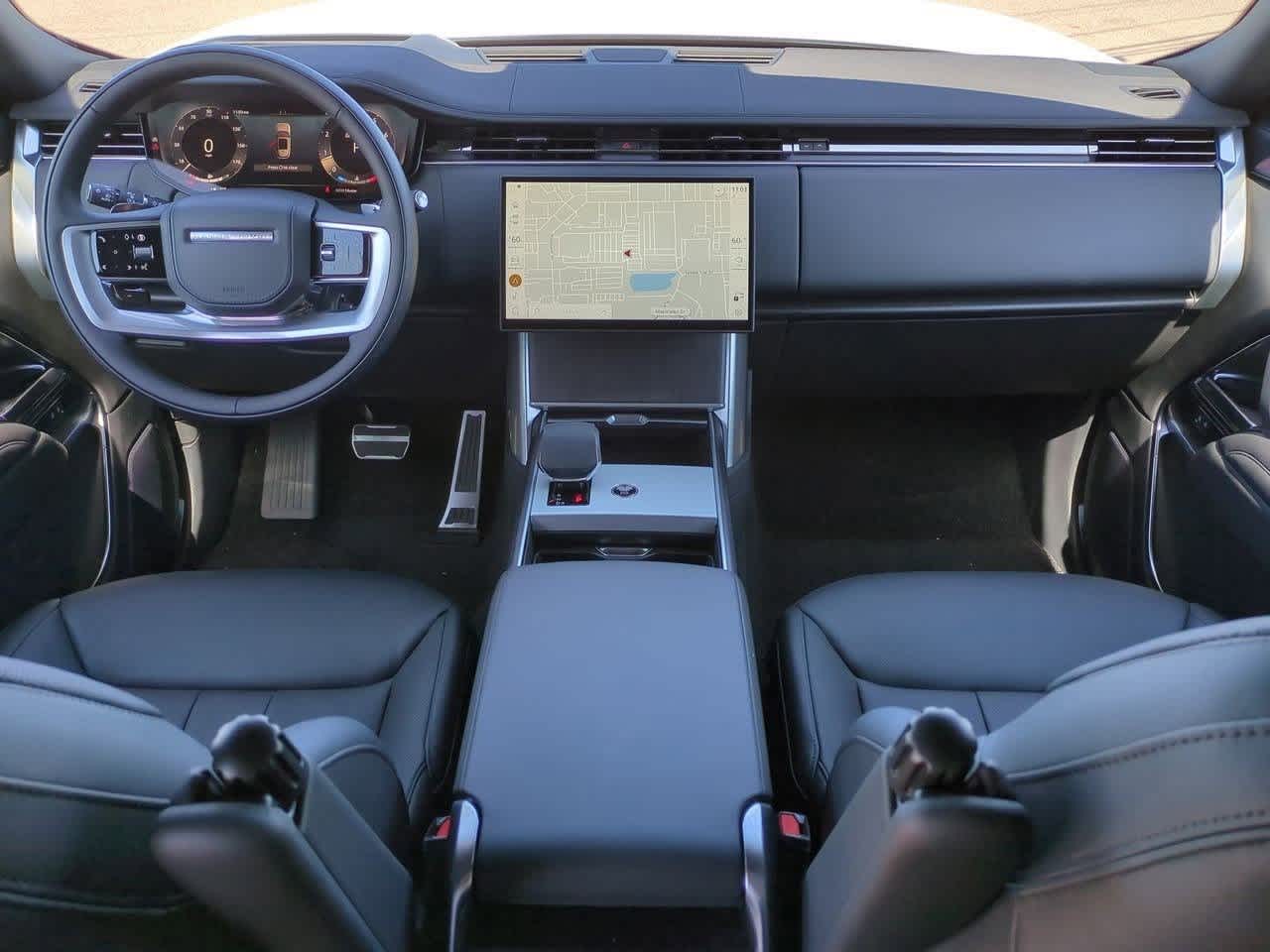 Thumbnail: 2025 Land Rover Range Rover - 14
