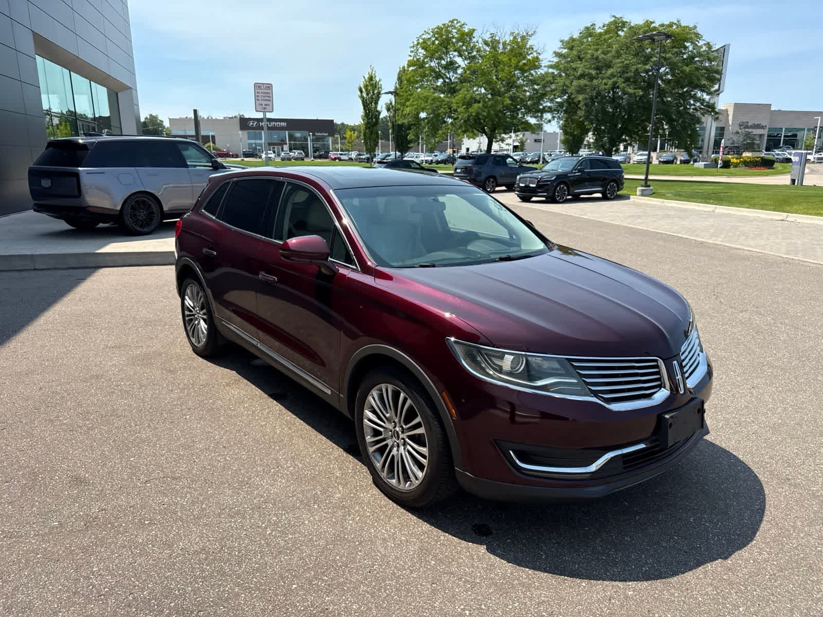 Thumbnail: 2017 Lincoln MKX - 7