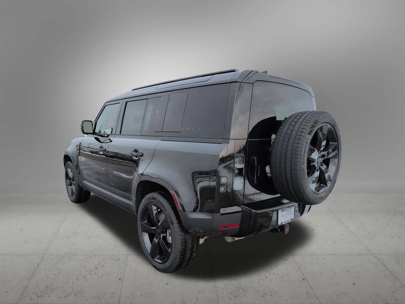 Thumbnail: 2026 Land Rover Defender - 4