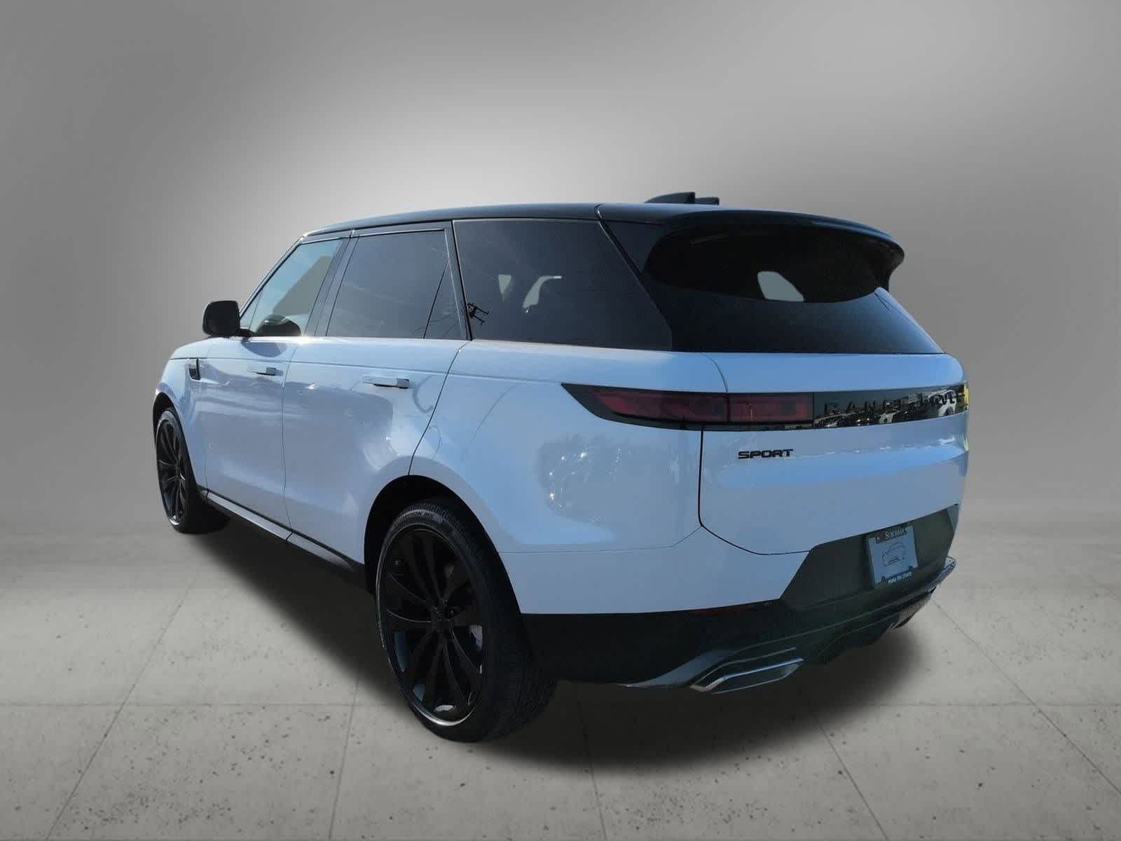 Thumbnail: 2025 Land Rover Range Rover Sport - 4
