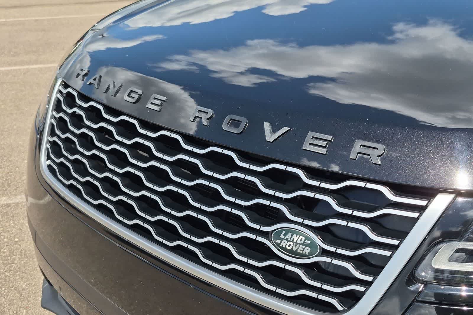Thumbnail: 2021 Land Rover Range Rover Velar - 11