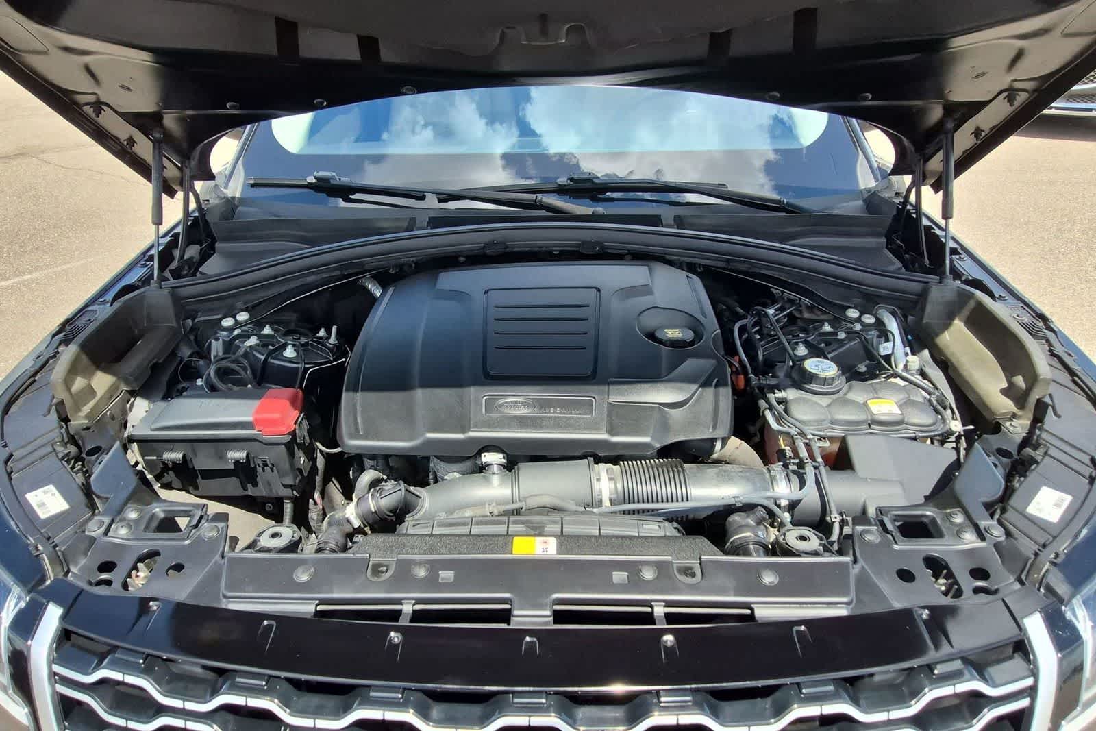 Thumbnail: 2021 Land Rover Range Rover Velar - 14