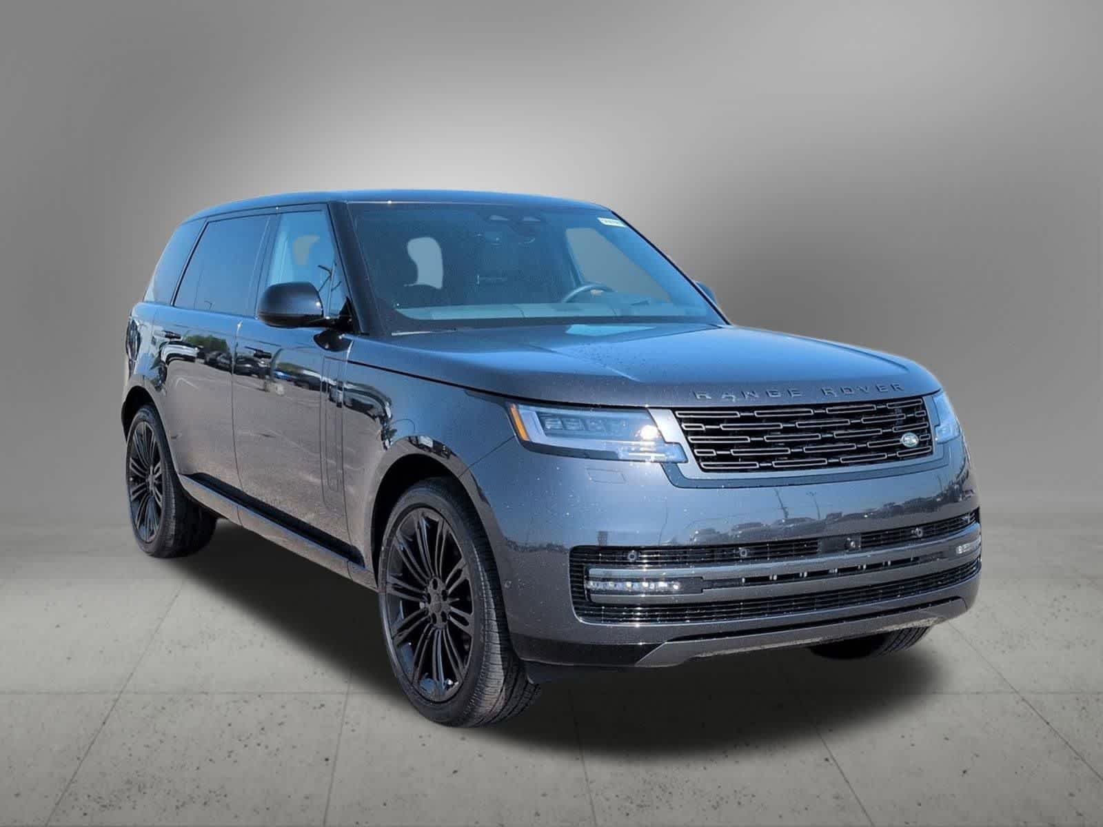Thumbnail: 2026 Land Rover Range Rover - 8
