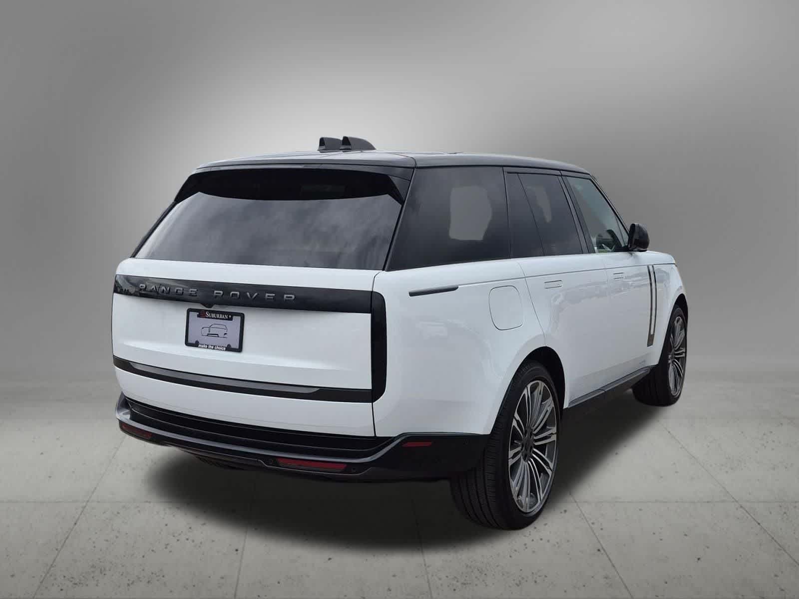 Thumbnail: 2026 Land Rover Range Rover - 6