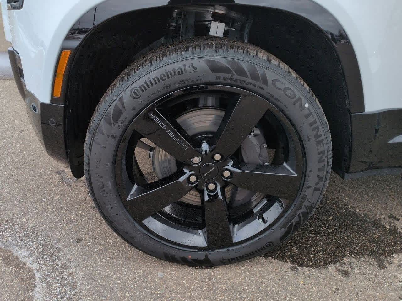 Thumbnail: 2026 Land Rover Defender - 13