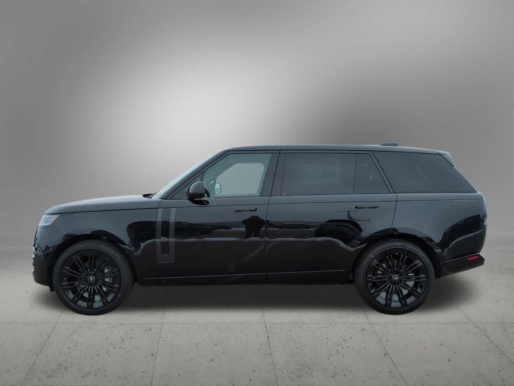 New 2025 Land Rover Range Rover SE SUV