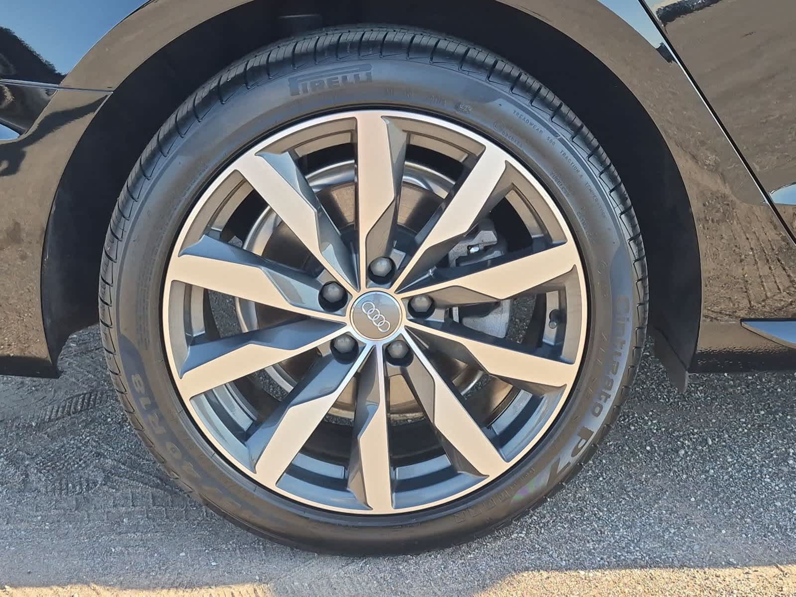 2021 Audi A4 Premium - Photo 13