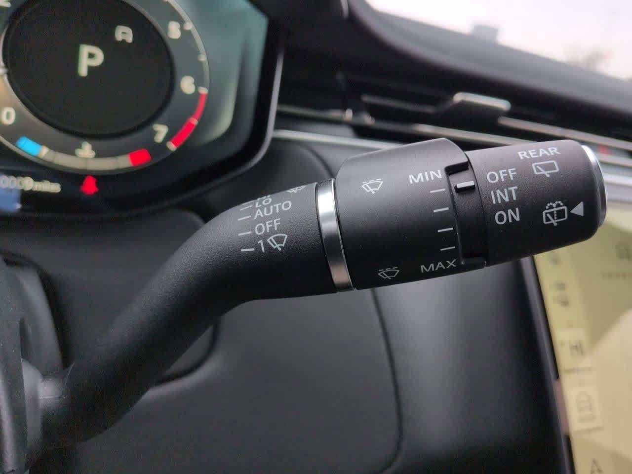 Thumbnail: 2025 Land Rover Range Rover Sport - 27