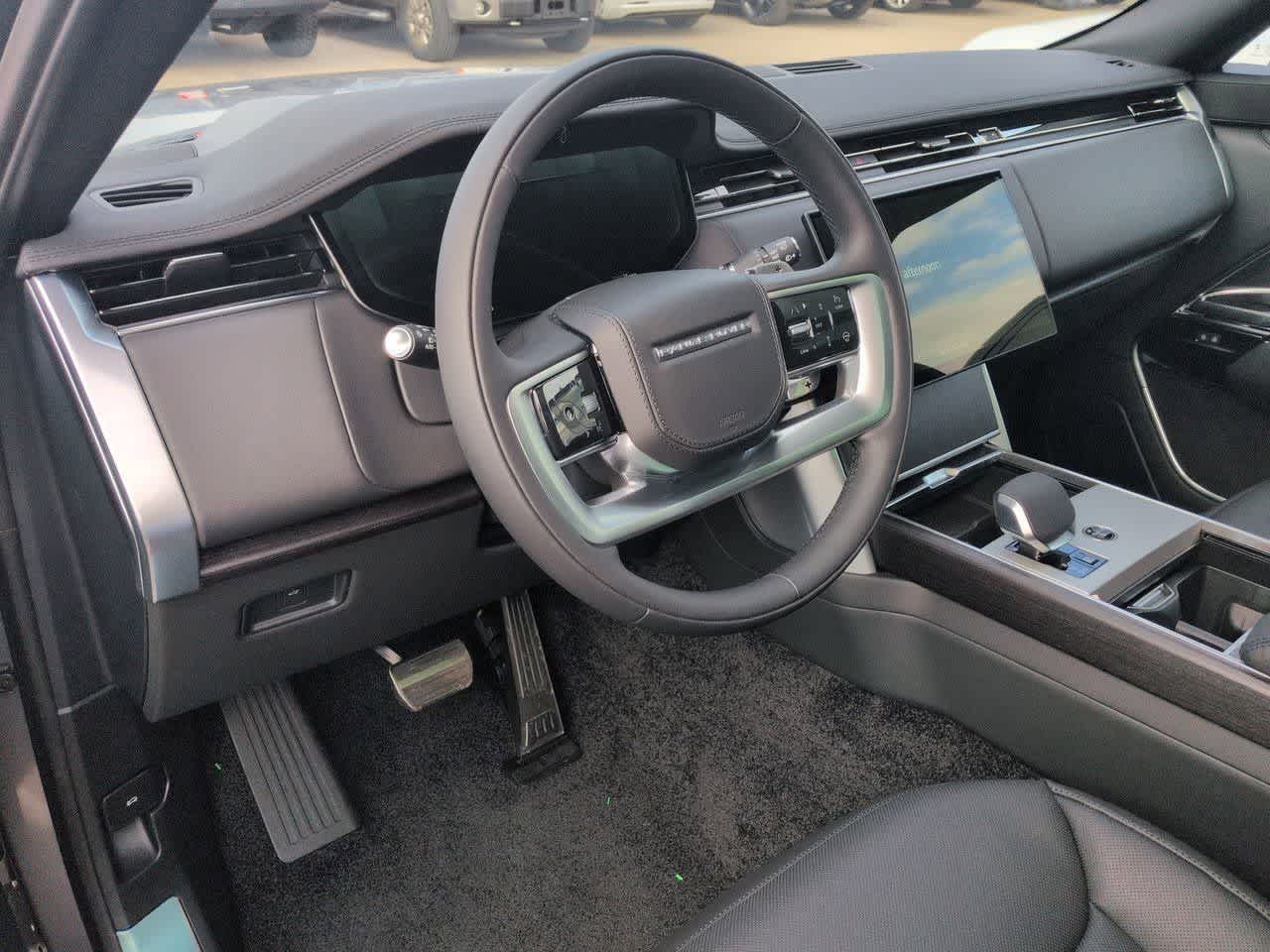 Thumbnail: 2026 Land Rover Range Rover - 2