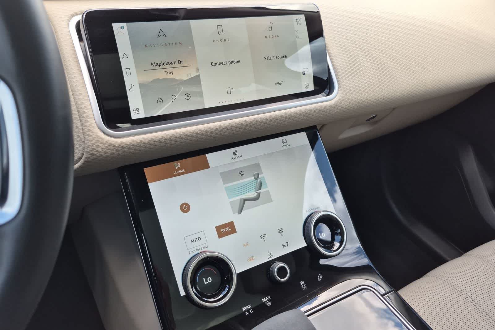 Thumbnail: 2021 Land Rover Range Rover Velar - 28