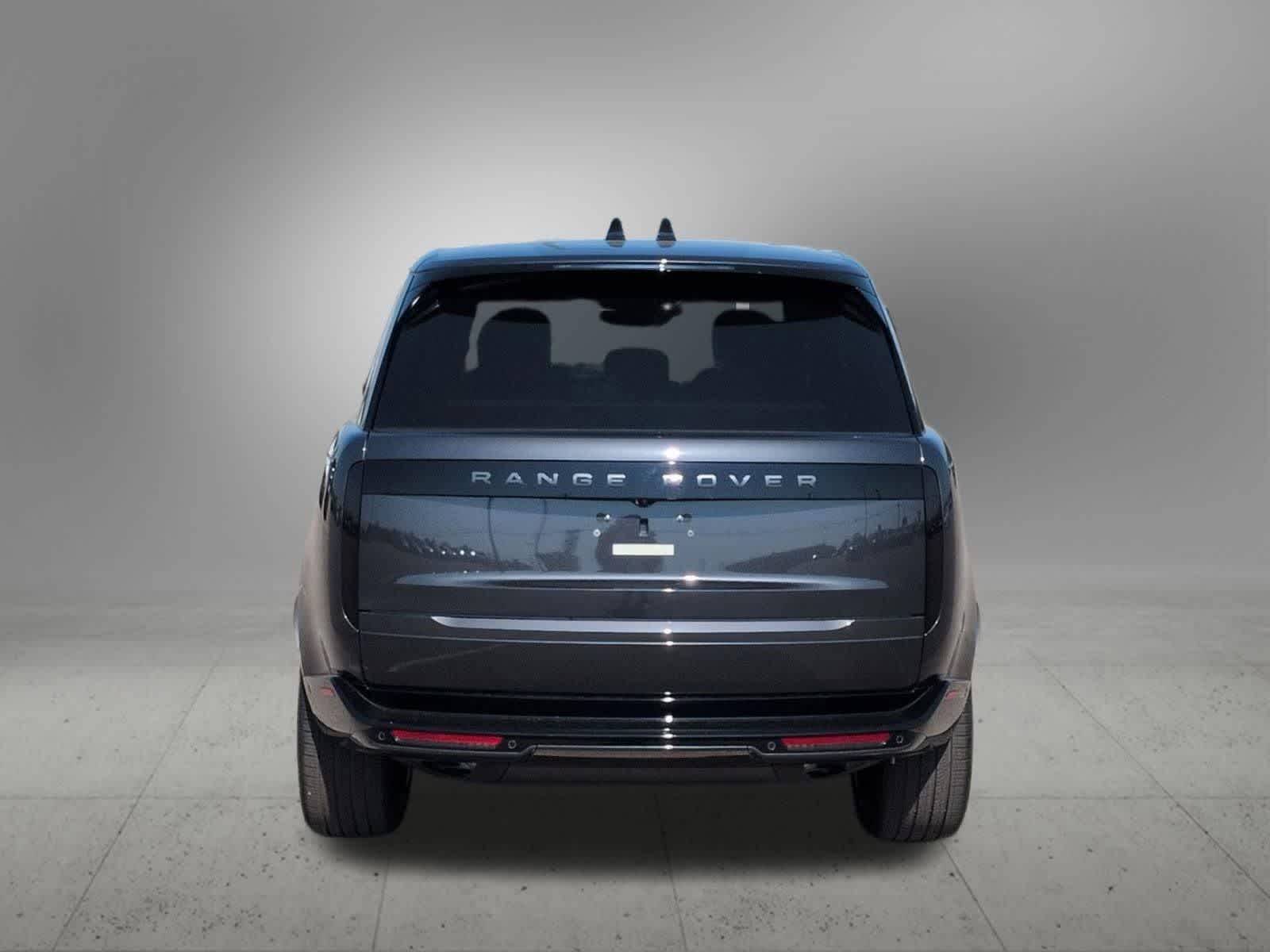 Thumbnail: 2026 Land Rover Range Rover - 5