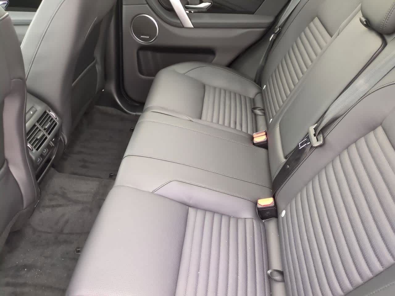 Thumbnail: 2025 Land Rover Discovery Sport - 20