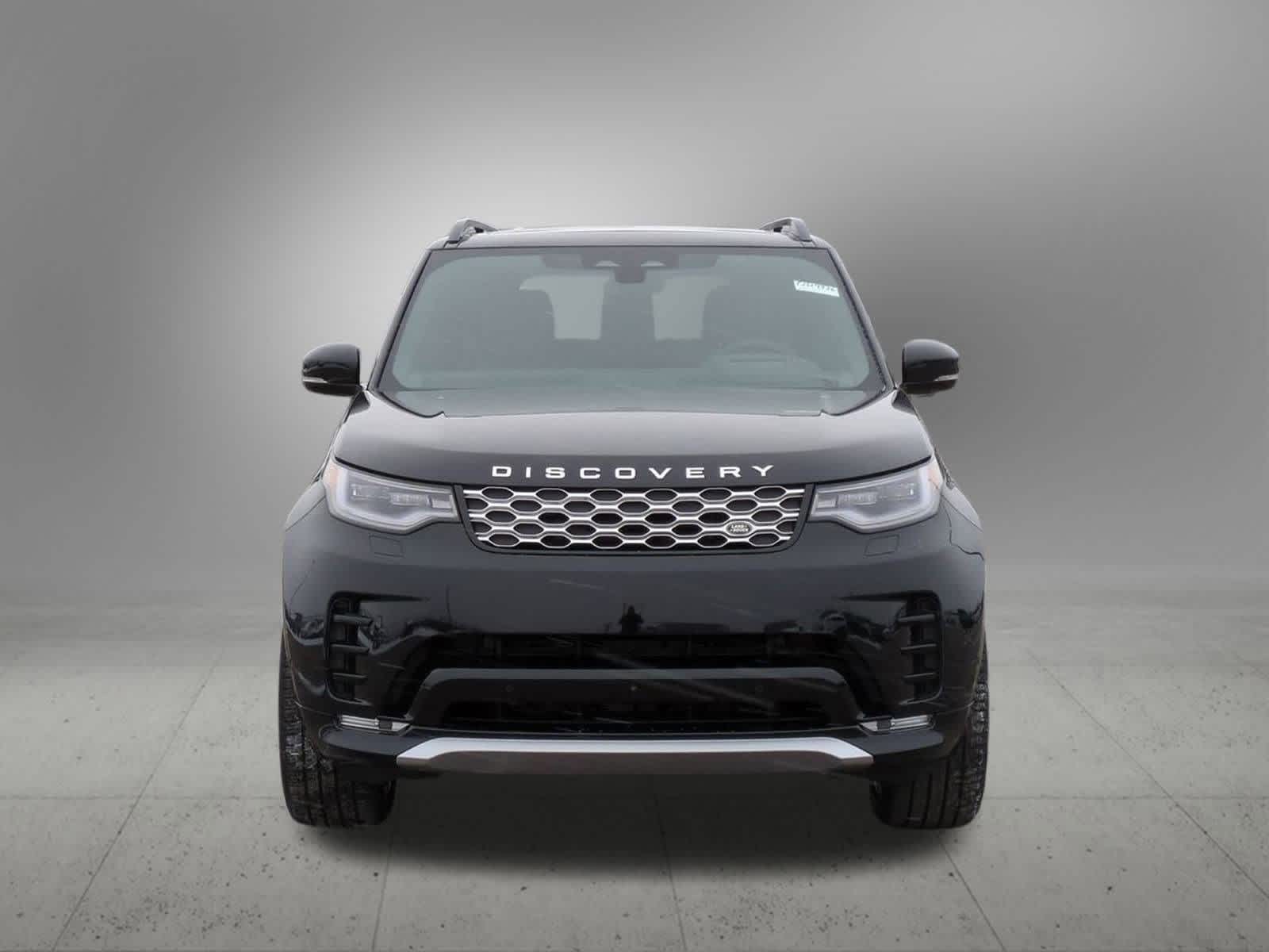 Thumbnail: 2026 Land Rover Discovery - 9