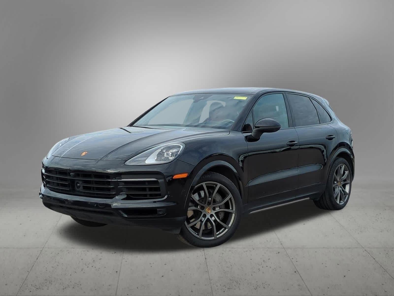 2022 Porsche Cayenne S's photo