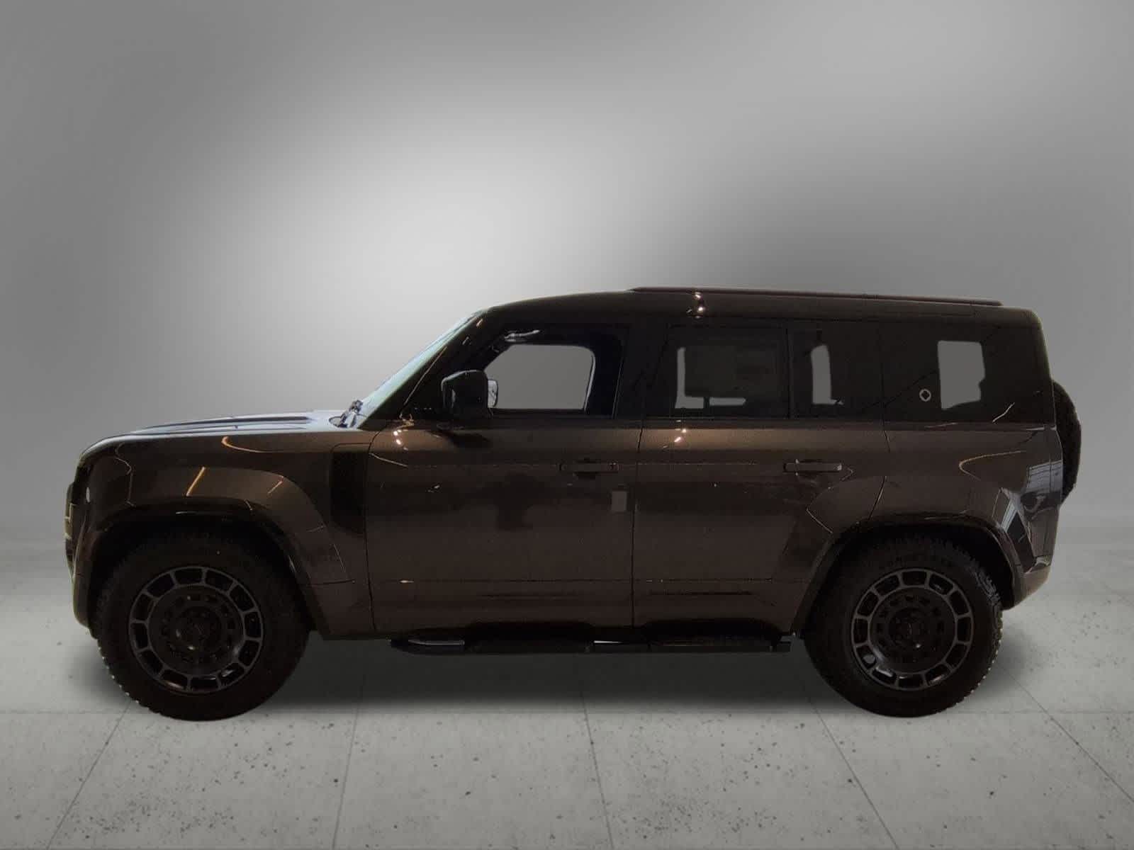 Thumbnail: 2026 Land Rover Defender - 3