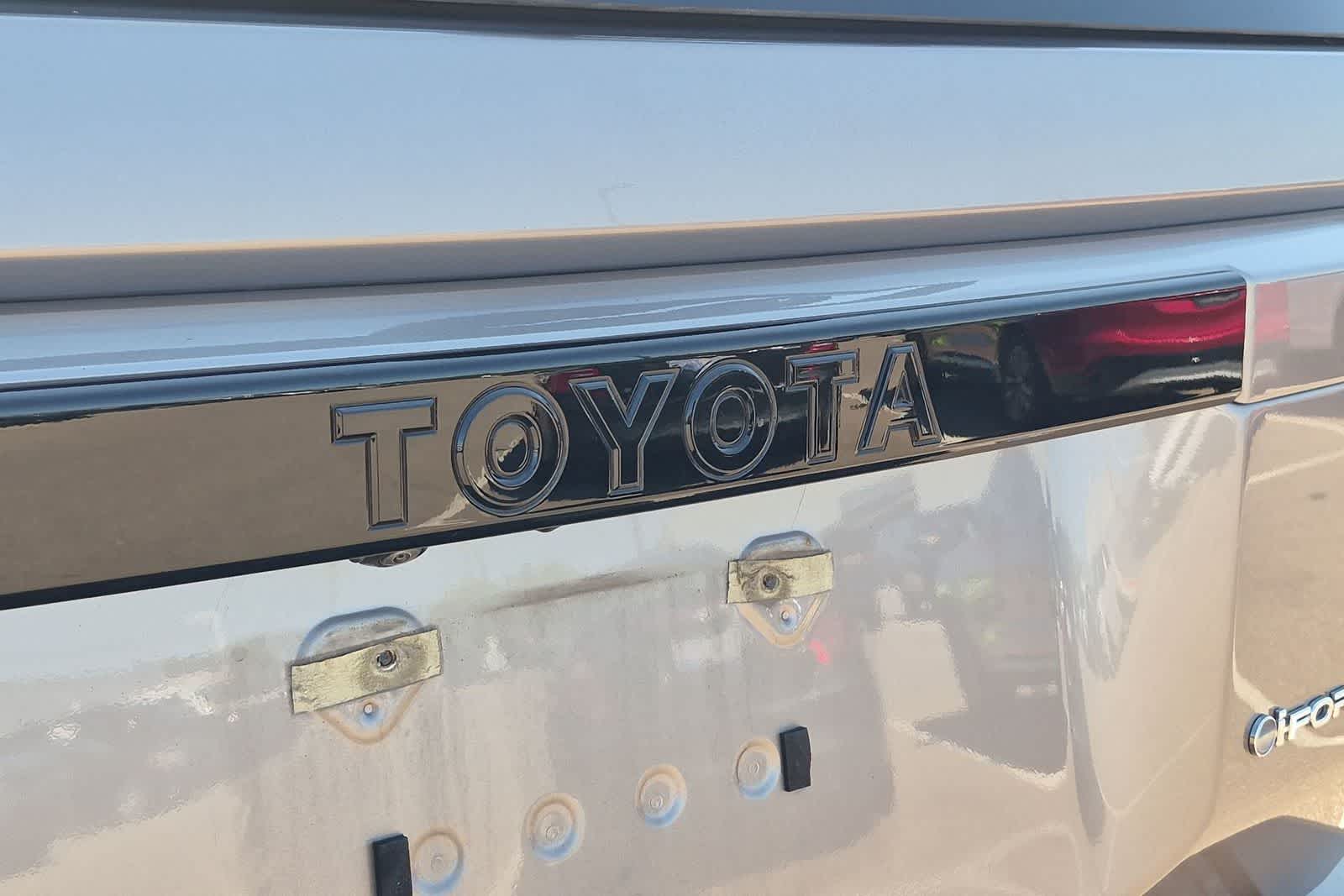 2024 Toyota Land Cruiser Base - Photo 11
