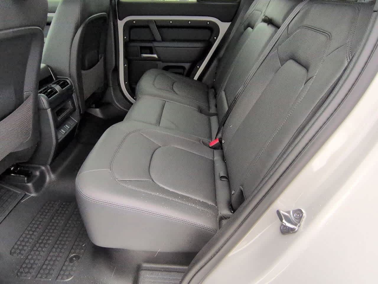 Thumbnail: 2026 Land Rover Defender - 19