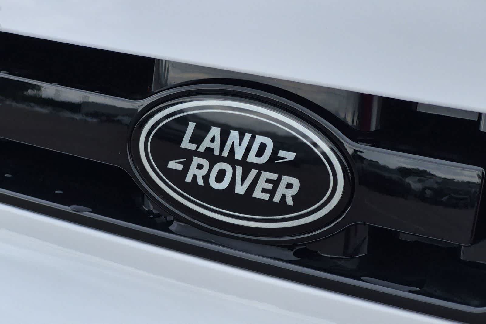 Thumbnail: 2026 Land Rover Defender - 10
