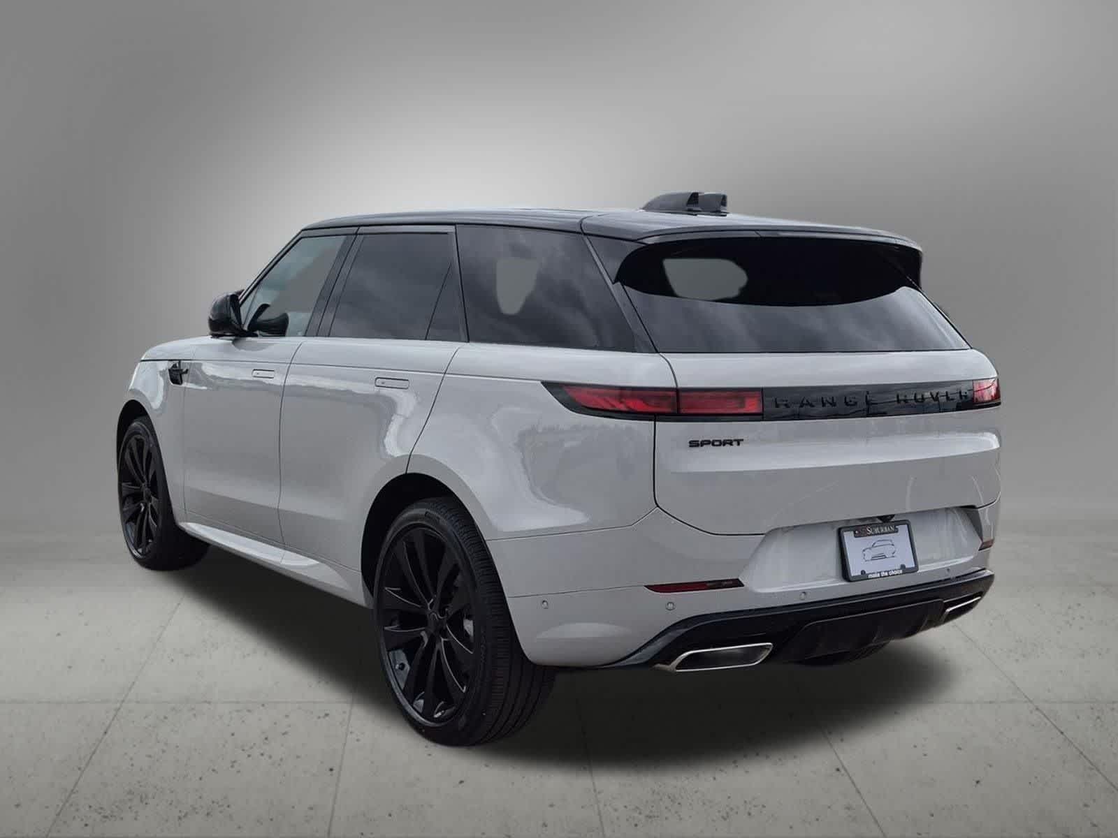 Thumbnail: 2026 Land Rover Range Rover Sport - 4