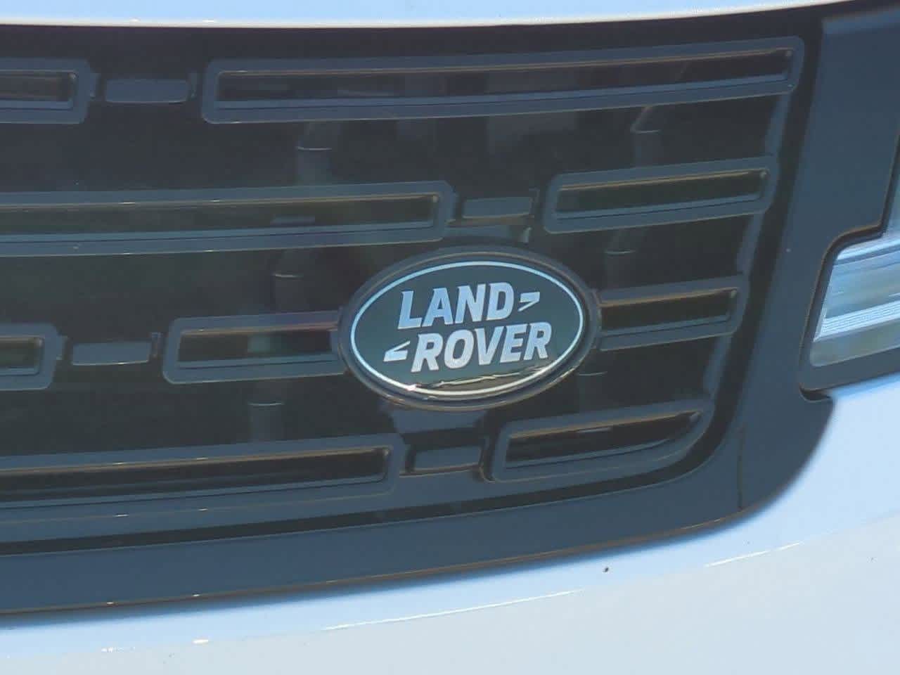 Thumbnail: 2025 Land Rover Range Rover Sport - 11